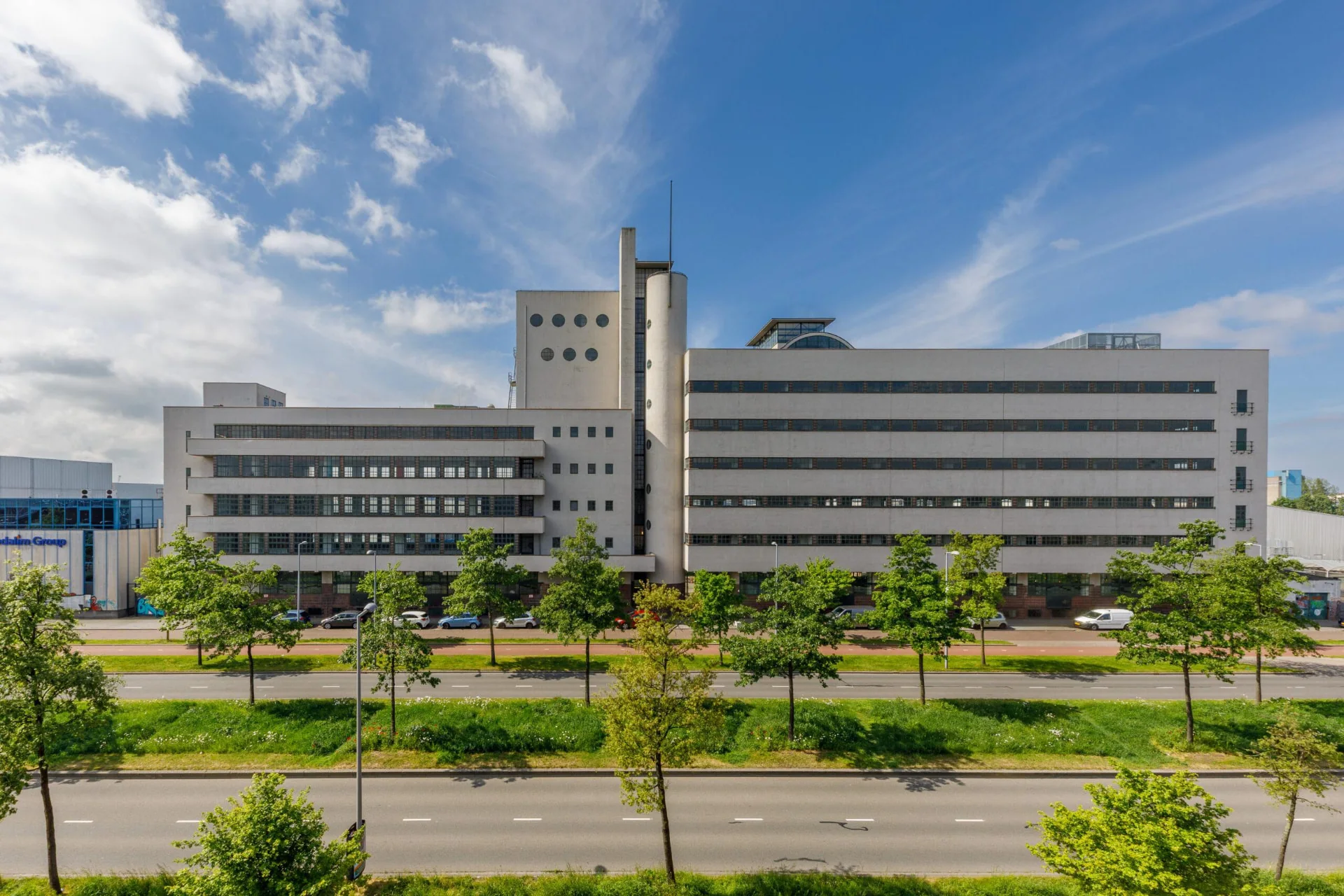Het HAKA-gebouw aan de Vierhavensstraat in Rotterdam